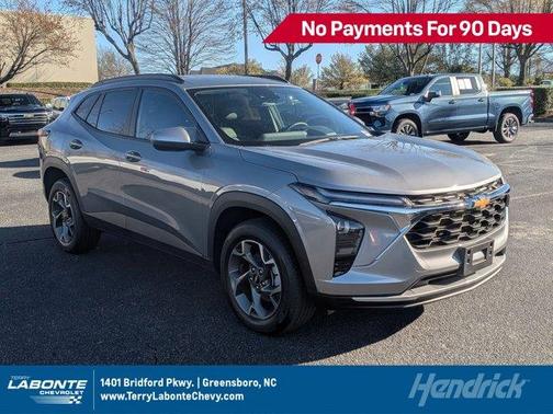 Sterling Gray Metallic 2025 Chevrolet Trax LT
