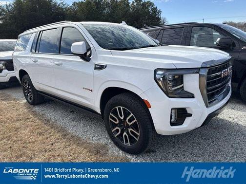 2023 GMC Yukon XL AT4
