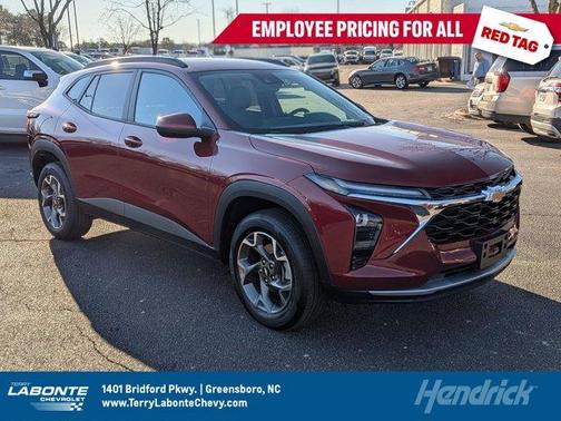 2025 Chevrolet Trax LT