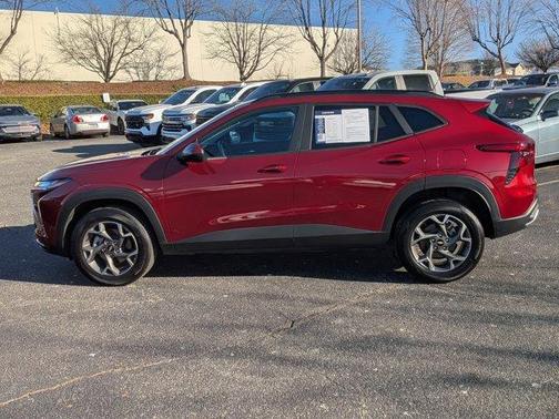 2025 Chevrolet Trax LT