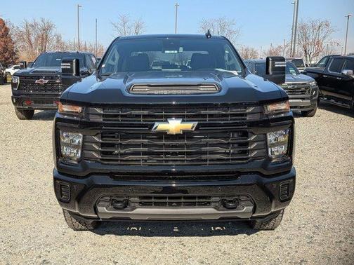 2026 Chevrolet Silverado 2500 Custom