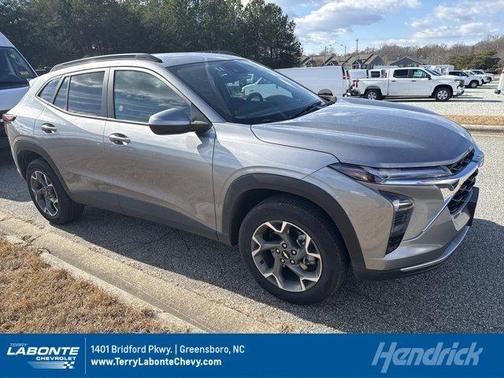 2025 Chevrolet Trax LT