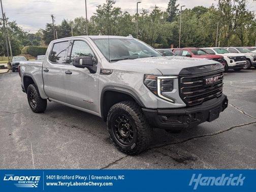 2024 GMC Sierra 1500 AT4X