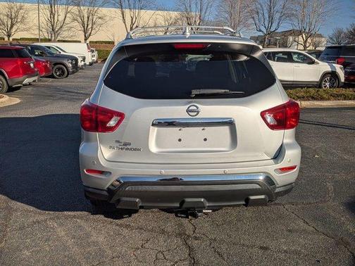 2020 Nissan Pathfinder S