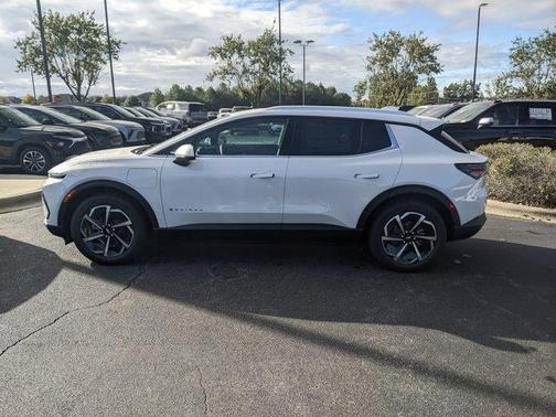 2026 Chevrolet Equinox EV LT 2