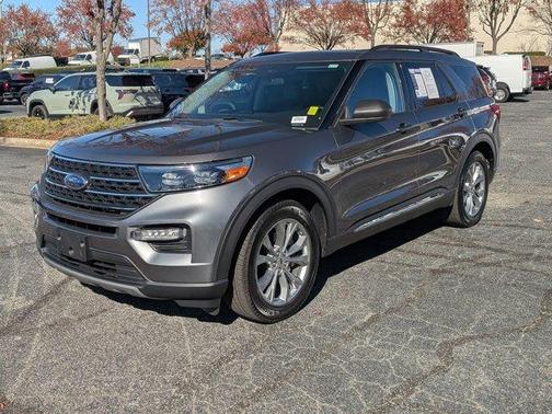 2024 Ford Explorer XLT