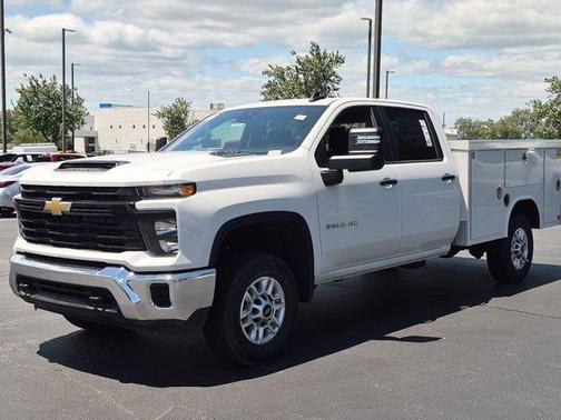 Summit White 2026 Chevrolet Silverado 2500 WT