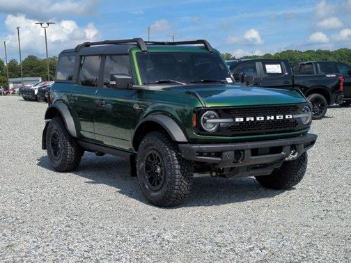 Green 2023 Ford Bronco Wildtrak