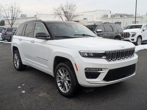 2024 Jeep Grand Cherokee Summit