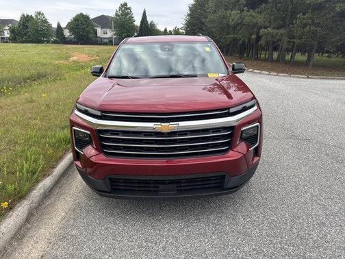 Radiant Red 2026 Chevrolet Traverse LT