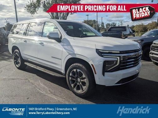 2026 Chevrolet Suburban LT