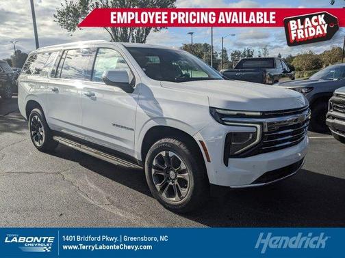 2026 Chevrolet Suburban LT