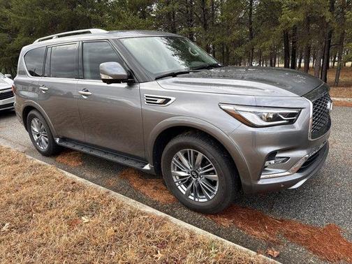 2021 INFINITI QX80 Luxe