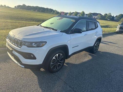Bright White Clearcoat 2023 Jeep Compass Limited
