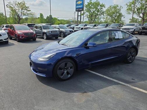 2022 Tesla Model 3 Base