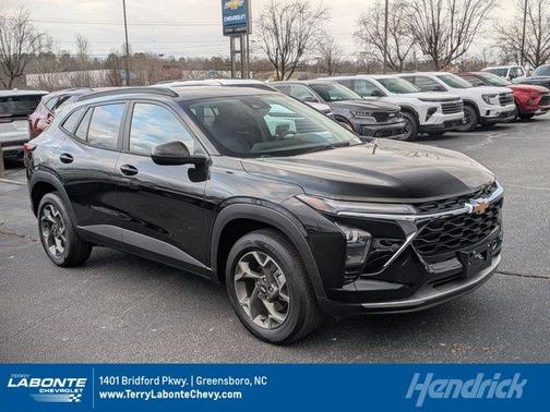 2025 Chevrolet Trax LT