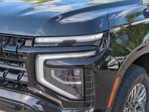 Black 2025 Chevrolet Suburban Z71