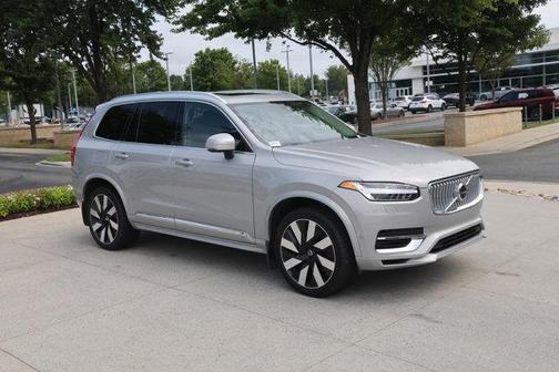 2024 Volvo XC90 Recharge Plug-In Hybrid T8 Ultimate Bright Theme 7-Seater