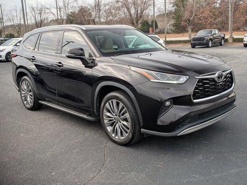 2021 Toyota Highlander Platinum