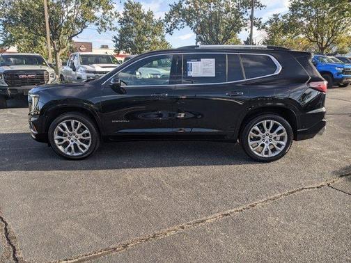 2024 GMC Acadia Denali