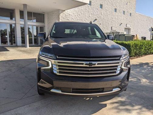 2023 Chevrolet Suburban High Country