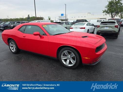 2019 Dodge Challenger SXT