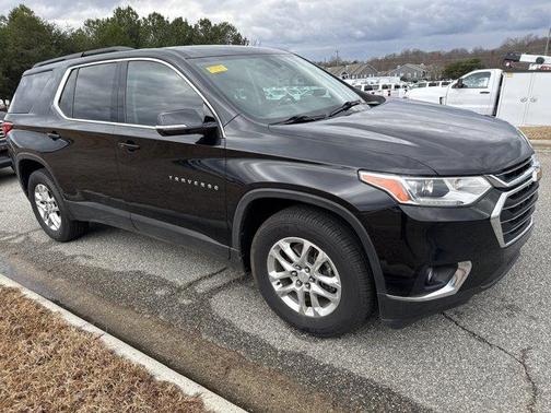 2020 Chevrolet Traverse LT Cloth