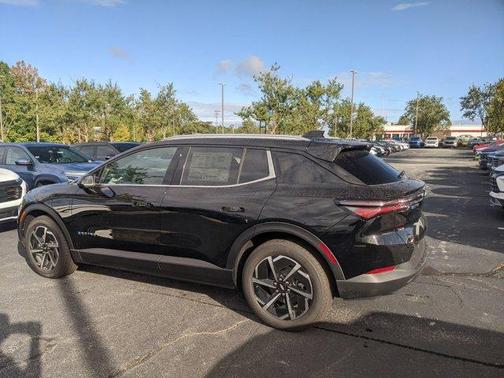 2026 Chevrolet Equinox EV LT 2