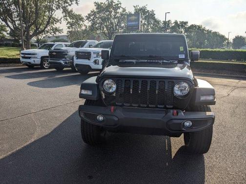 2020 Jeep Gladiator Sport