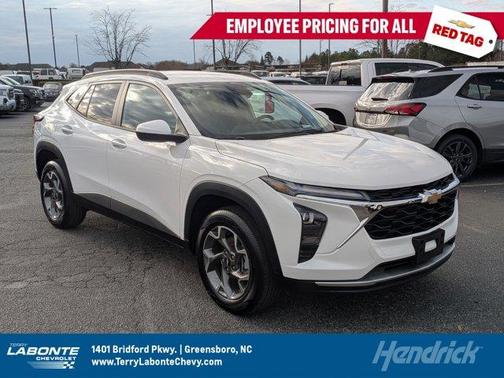 2025 Chevrolet Trax LT