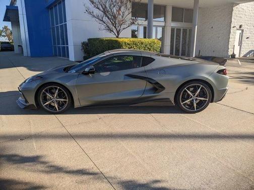 2022 Chevrolet Corvette Stingray w/2LT