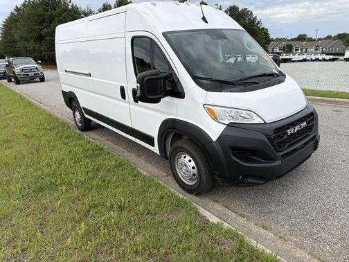 Bright White Clearcoat 2023 RAM ProMaster 2500 High Roof