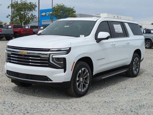 Summit White 2026 Chevrolet Suburban LT