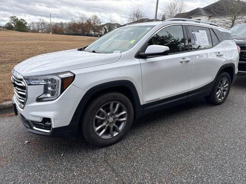 2023 GMC Terrain SLT