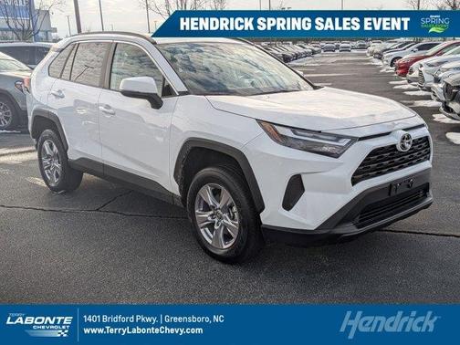 2025 Toyota RAV4 XLE