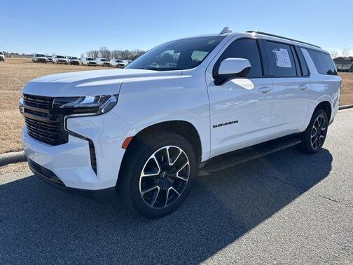 2023 Chevrolet Suburban RST