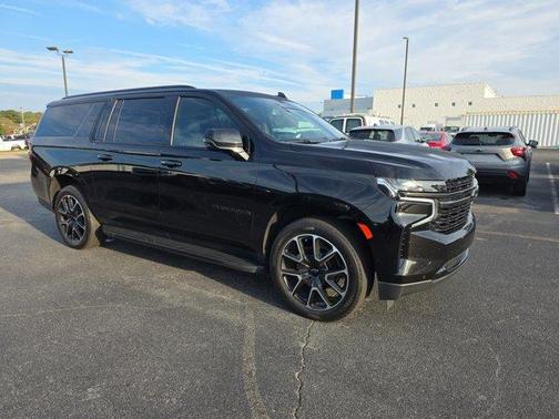2021 Chevrolet Suburban RST