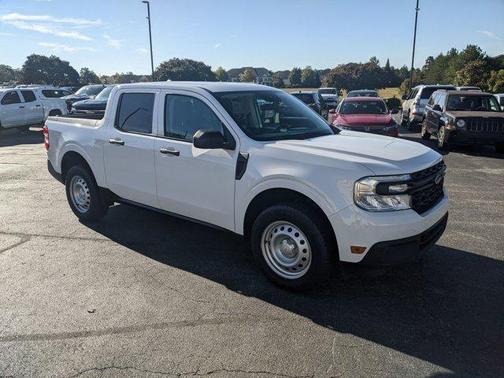 2022 Ford Maverick XL