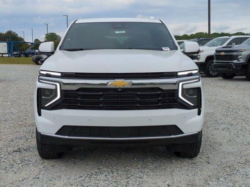 Summit White 2026 Chevrolet Suburban LS