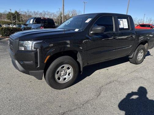 2024 Nissan Frontier S