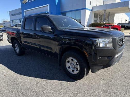 2024 Nissan Frontier S