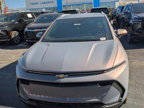 2026 Chevrolet Equinox EV LT 2