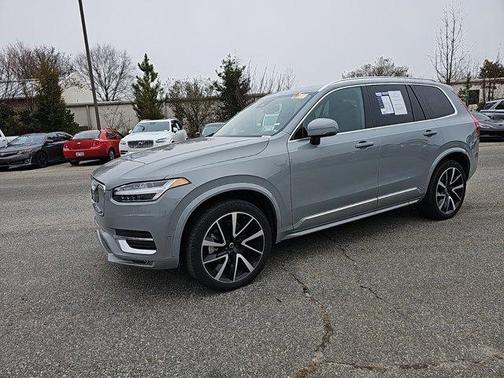 2024 Volvo XC90 B6 Plus Bright Theme 7-Seater