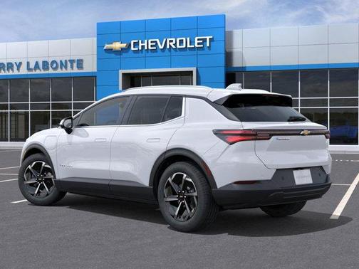 2026 Chevrolet Equinox EV LT 2