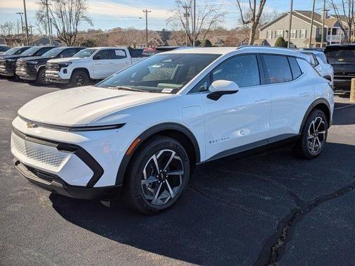 2026 Chevrolet Equinox EV LT 2