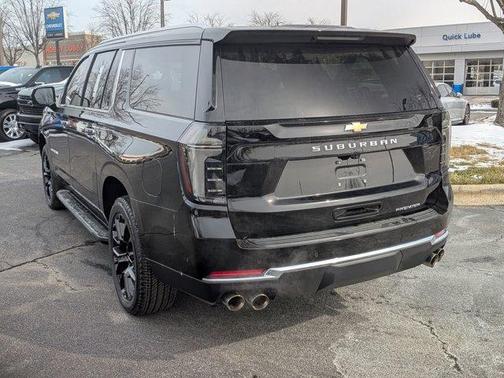 2025 Chevrolet Suburban Premier