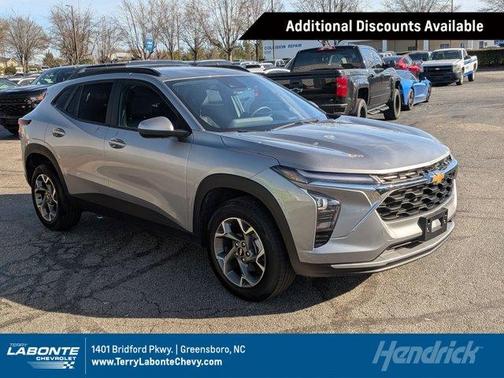 2025 Chevrolet Trax LT