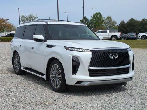 2026 INFINITI QX80 Luxe