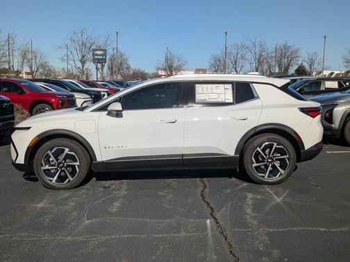 2026 Chevrolet Equinox EV LT 2