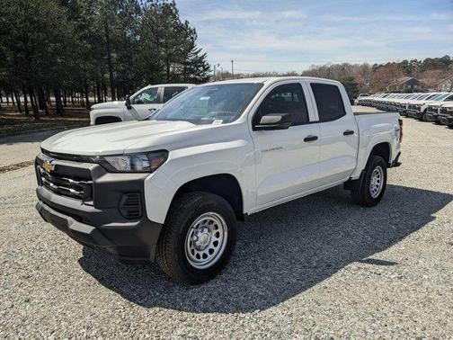 2025 Chevrolet Colorado WT